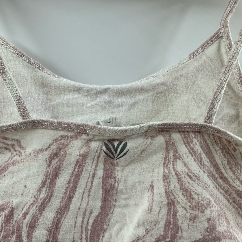 Forever 21 Cropped Tank Top – White & Light Purple Marble Pattern, Size Small - Picture 5 of 5